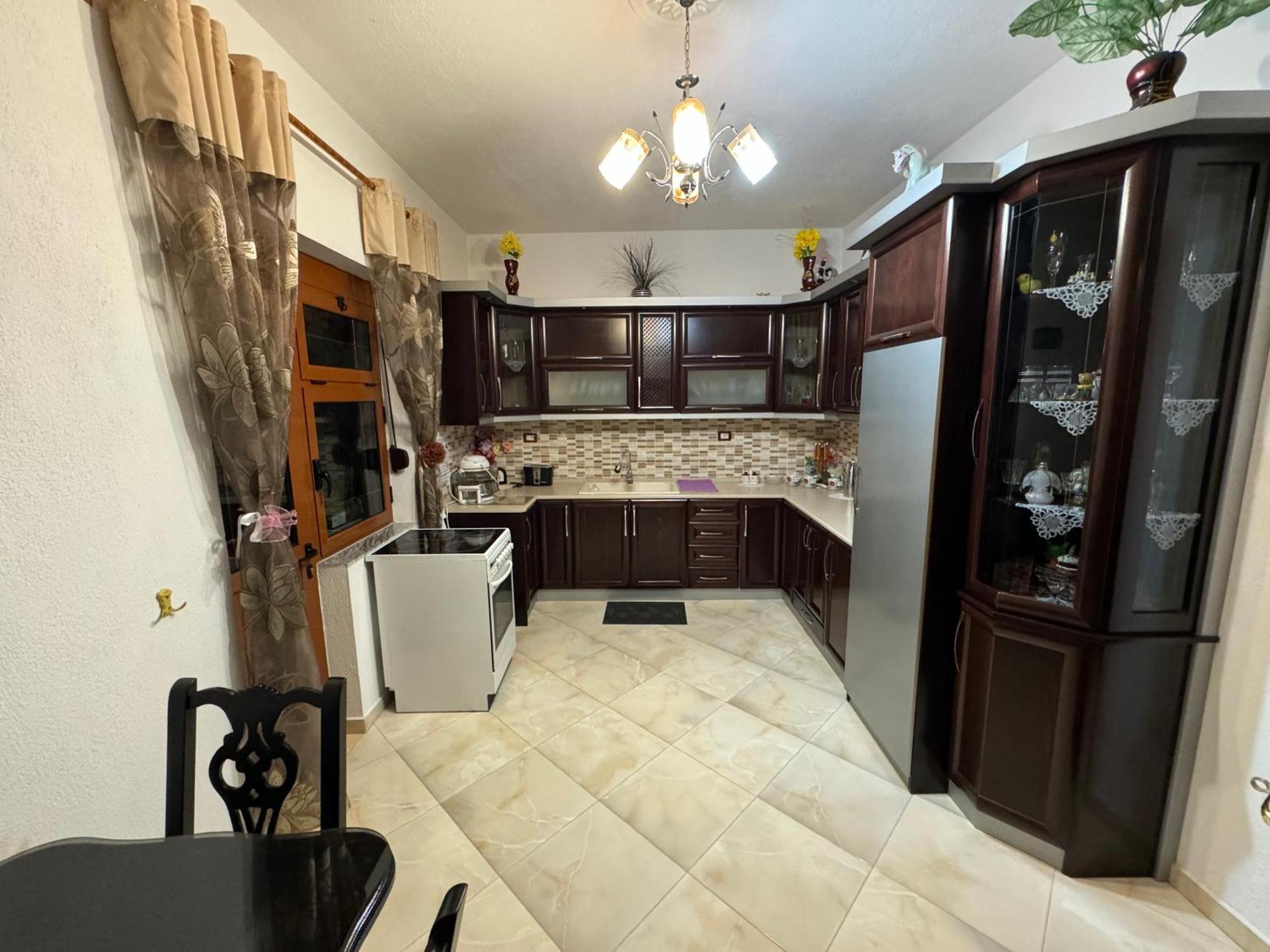 Villa 1
